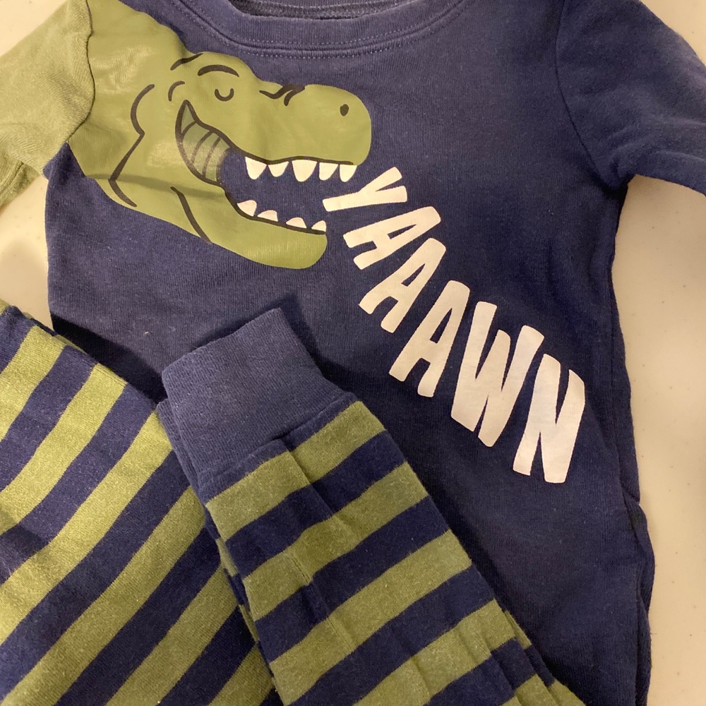 Dinosaur pyjama set - Picture 2 of 3